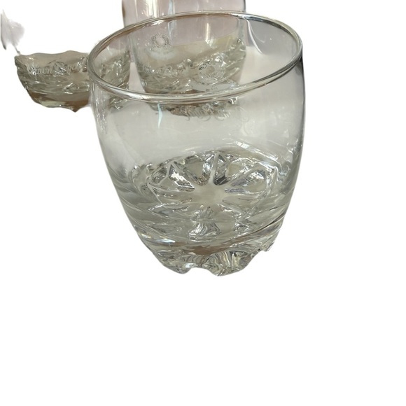 Crown Royal Whiskey Cocktail Rocks Glasses With Crown on pillow Set of 5 Etched - Picture 4 of 5